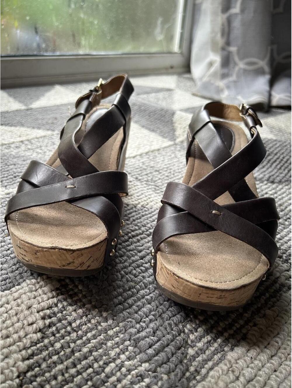Bussola Women's Brown Sandal